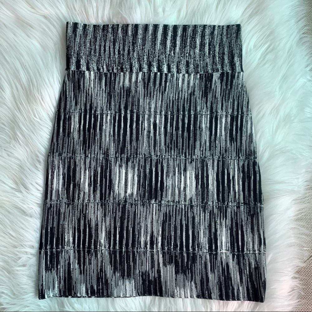 NWOT BCBG MaxAzria Bodycon Bandage Mini Skirt